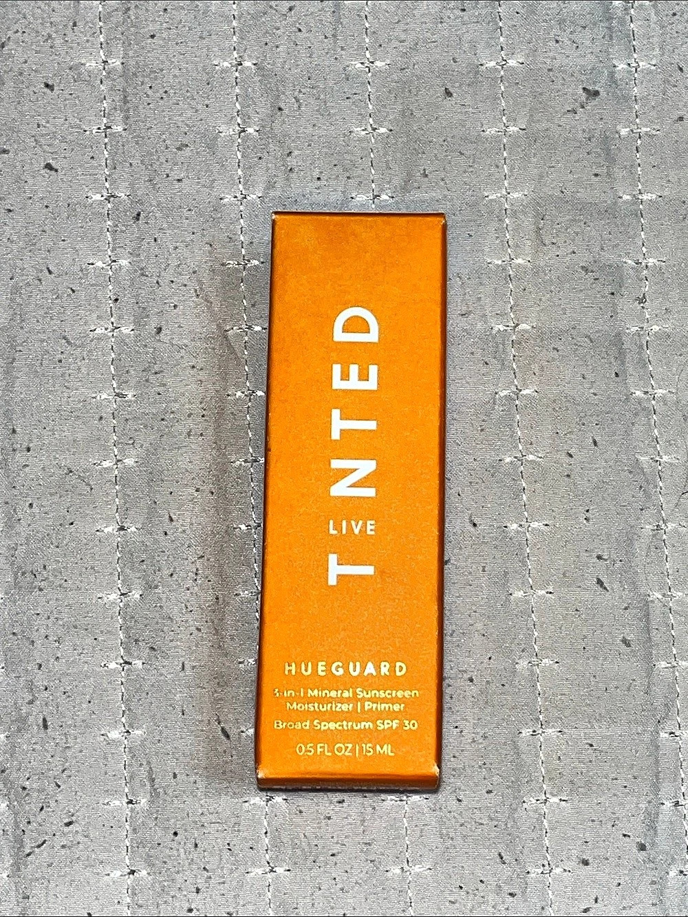 HUEGUARD Tinted Mineral Sunscreen Moisturizer Primer Broad Spectrum SPF 30 SPF